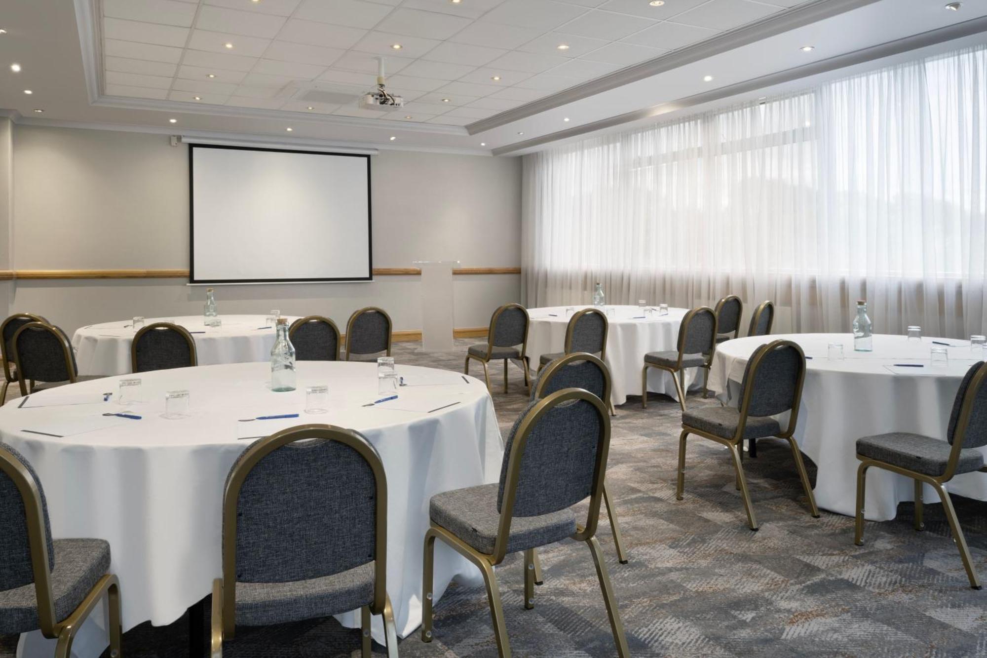 Delta Hotels By Marriott Edinburgh — Photos 2